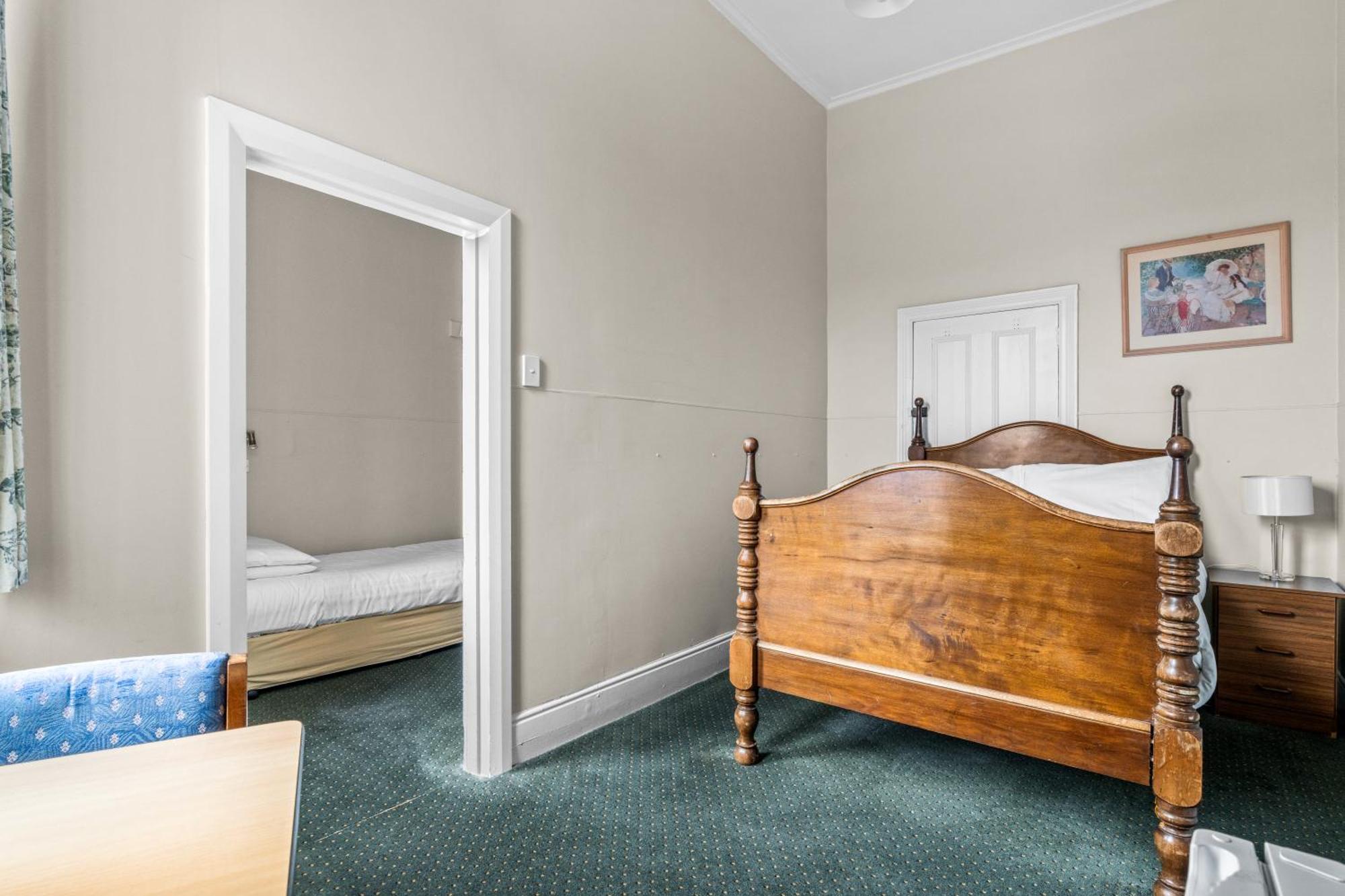 Empire Hotel Queenstown Εξωτερικό φωτογραφία